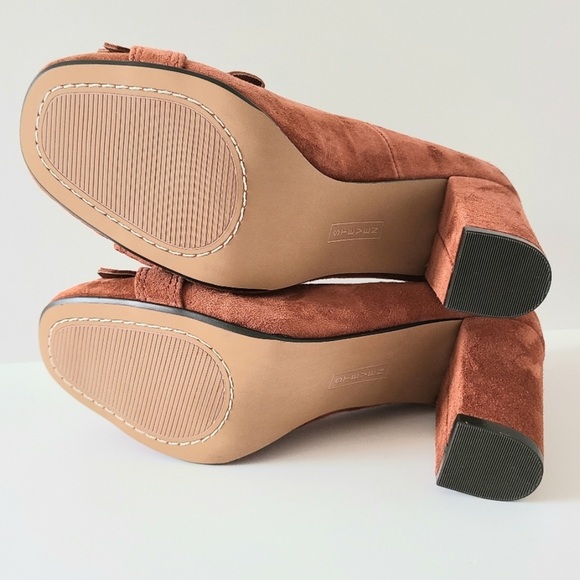 NWOT Steven by Steve Madden Jade Wing Tip Suede Pumps - Picture 9 of 9